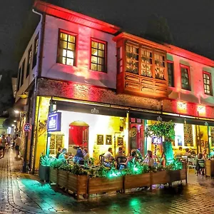 Хостел Lords & Pub